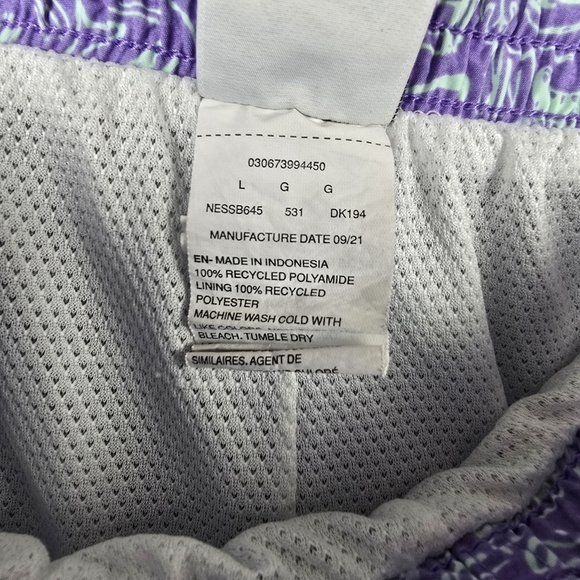 NIKE Shark Lap 6.5" Volley Swim Trunks Color‎ Atomic Violet Mens Size L Swimming - Picture 9 of 15